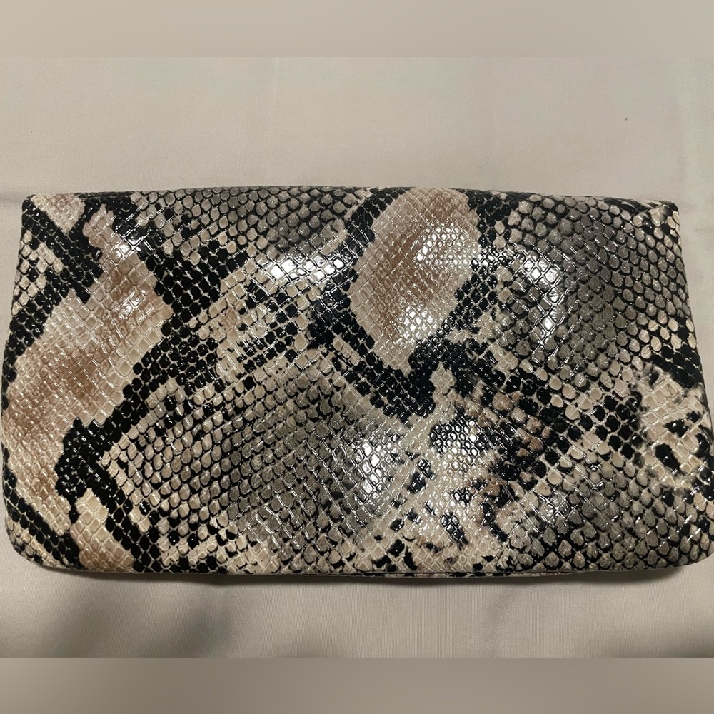 Nine West Clutch Wristlet Faux Snakeskin Excellent Condition - Picture 8 of 11